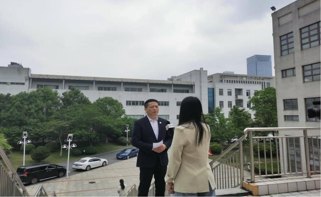 1652261325408264.jpg 22.jpg